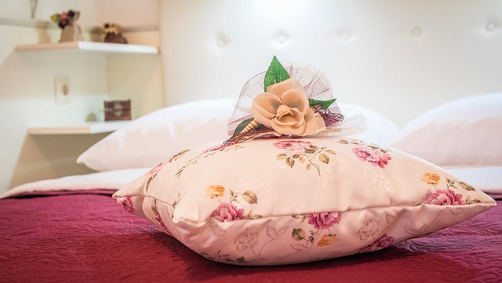 Nika Hotell Čatrnja Exteriör bild